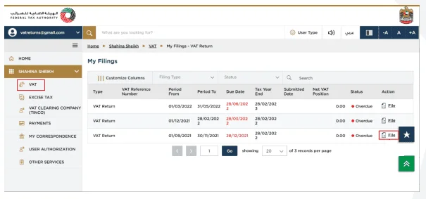 تتيح منصة الهيئة الاتحادية للضرائب (FTA) للأعمال تقديم إقرارات ضريبة القيمة المضافة عبر الإنترنت، مما يبسط العملية ويجعلها أسرع وأكثر كفاءة. توفر المنصة واجهة مستخدم سهلة تتيح للأعمال تقديم إقراراتها عبر الإنترنت بسهولة، مما يوفر عملية منظمة وفعالة. مع ميزات توجيه المستخدمين في كل خطوة، تساعد المنصة في تقليل احتمالية الأخطاء وتساهم في ضمان تقديم الإقرارات في الوقت المحدد. بالإضافة إلى ذلك، تسمح المنصة للأعمال بتتبع حالة تقديم الإقرارات، وإرسال المستندات الداعمة، وتلقي إشعارات فورية بشأن إقراراتهم، مما يعزز كفاءة الالتزام الضريبي بشكل عام. من خلال استخدام منصة الهيئة الاتحادية للضرائب، يمكن للأعمال توفير الوقت والجهد وضمان الالتزام الكامل بمسؤوليات ضريبة القيمة المضافة.