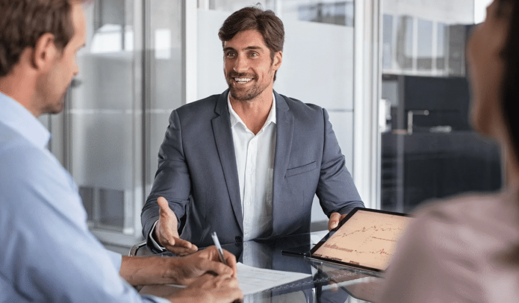 دور الوكلاء الضريبيين المسجلين