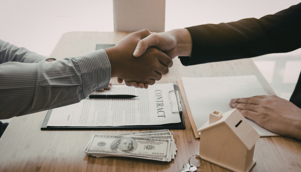 Difference-Between-Tokenized-Assets-and-Traditional-Investment-in-UAE