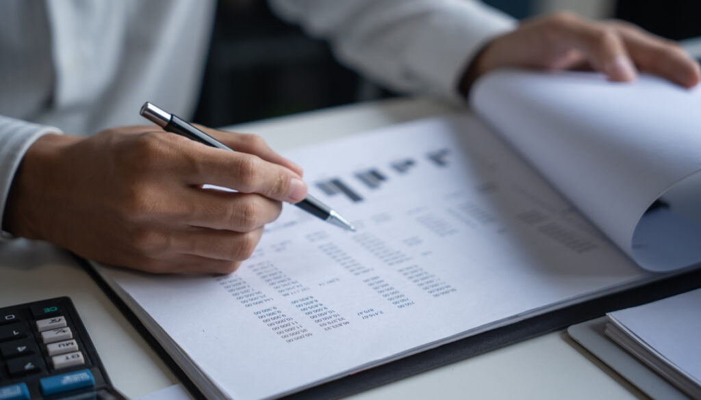 How to identify trademark