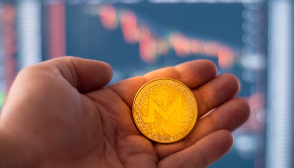 Overcoming AML and Financial Compliance Hurdles in Asset-Backed Gold Mining Tokenization
